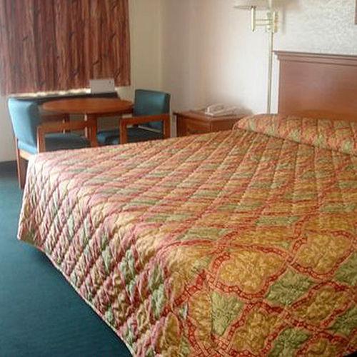 Royal Inn & Suites Douglasville Bilik gambar